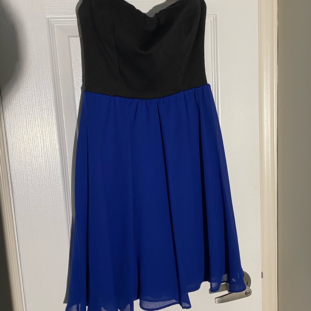 Strapless dress